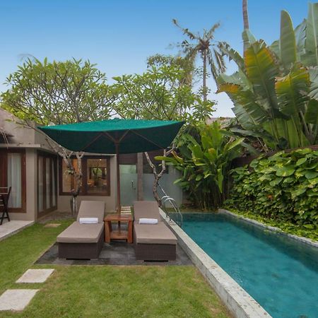 Legian Beach Villas Exterior foto